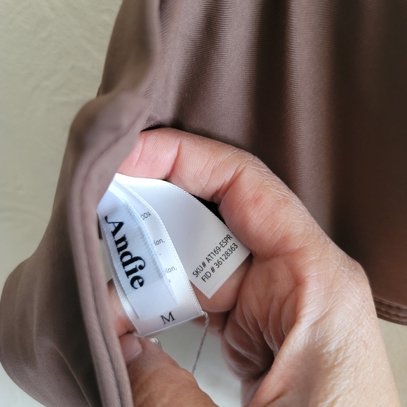 Andie Swim Scala Strapless Bikini Top in Espresso, Size Medium - Picture 6 of 7